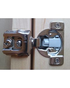 Soft Close, Compact, 1-1/4" Overlay, Face Frame Hinge, 105-degree opening, 7/16" cup depth, Wood Screw mount - h297-sc